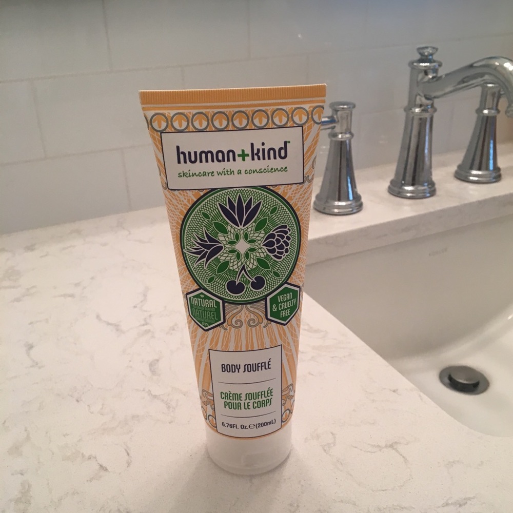 Human + kind Body Soufflé BN